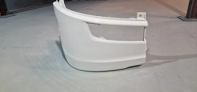 Puntera Paragolpes Derecho Scania 2018