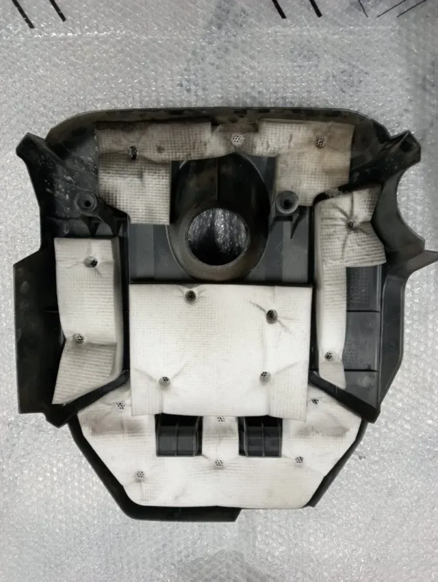 TAPA MOTOR TOYOTA LAND CRUISER FJ150 DIESEL