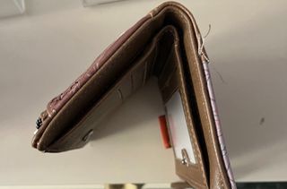 Monedero mediano floral con mensaje