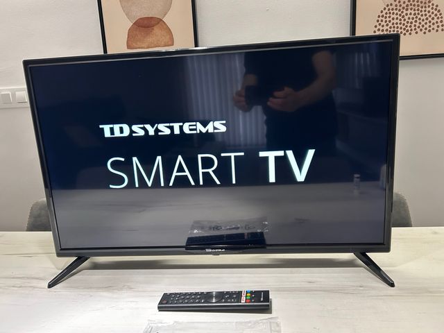 TD SYSTEMS Smart TV Negra ( 32”)