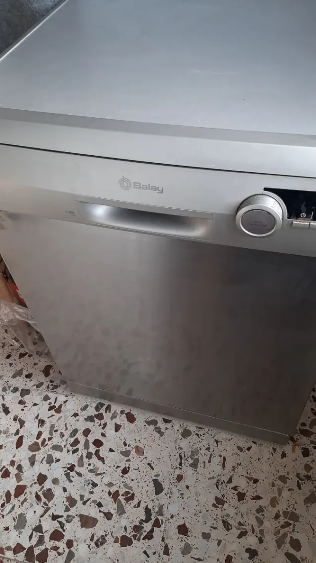 Lavavajillas Balay casi nuevo