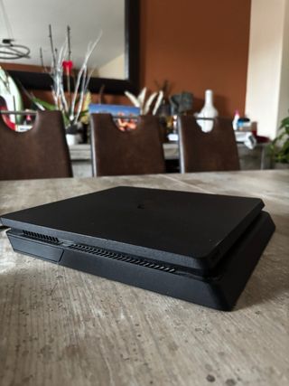Consola PS4 Slim Sony Negra