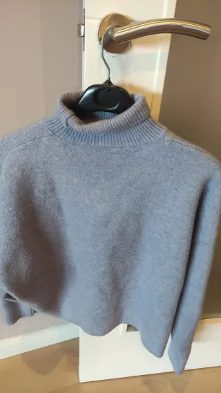 Jersey gris cuello alto talla única