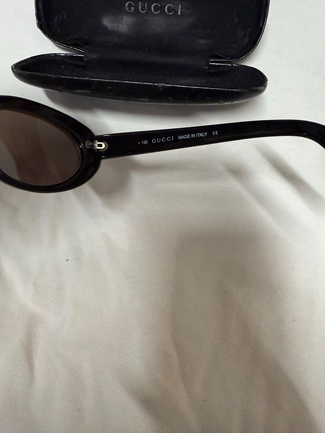 Gafas de sol Gucci marrones y doradas