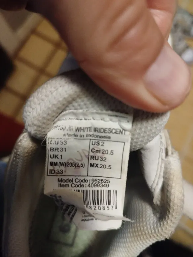 Lote Zapatos Niños Skechers Converse