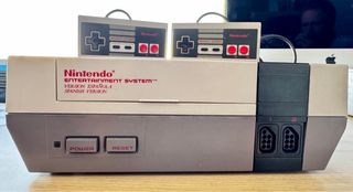 Consola Nintendo NES Beige/Gris
