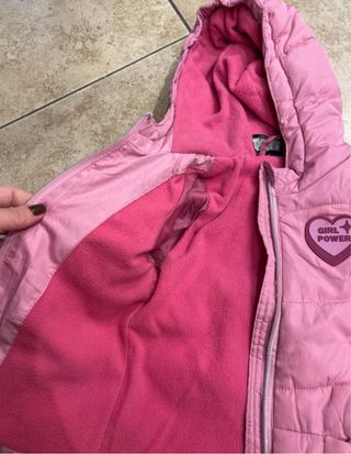 Giubbotto bambina rosa con cappuccio