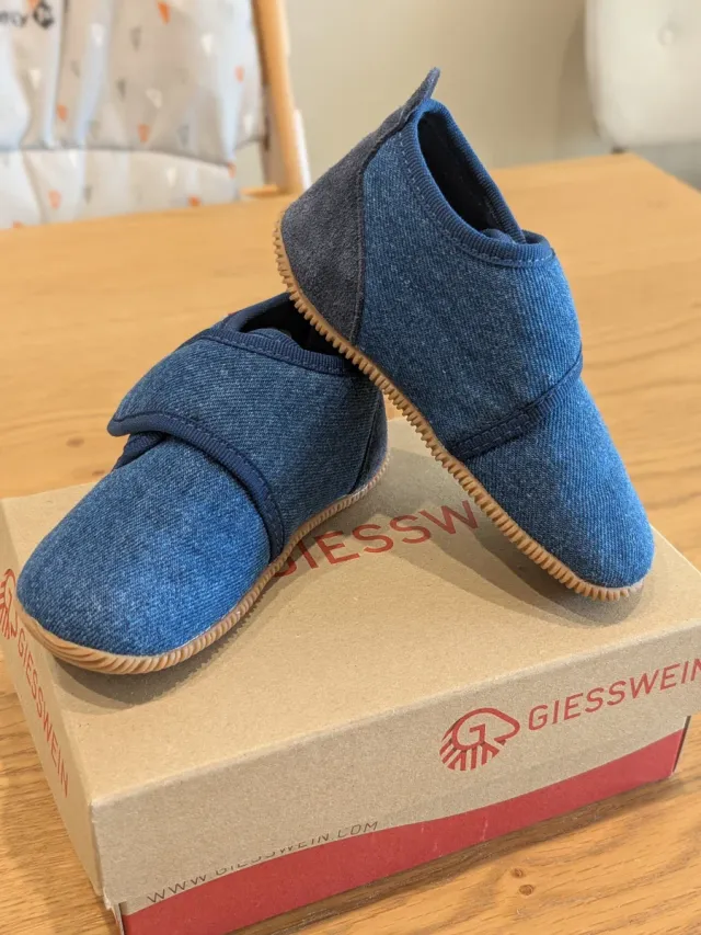 Zapatos Giesswein bebé Talla 23