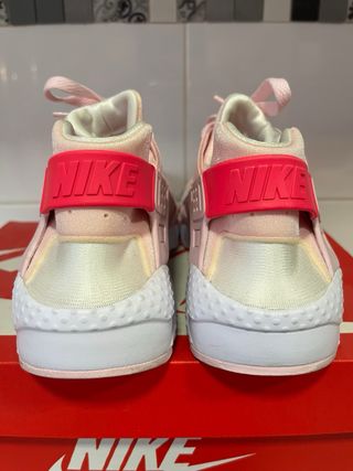 Nike Huarache Rosa y Blanco