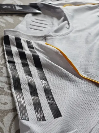 Camiseta Real Madrid 25-26 versión jugador.Mbappé