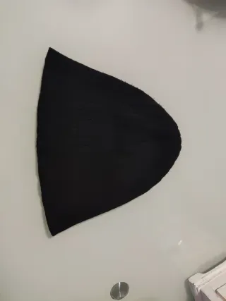 Gorro de invierno negro. 19 céntimetros de largo