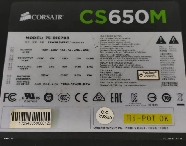 Corsair CS650M Fuente de Alimentación