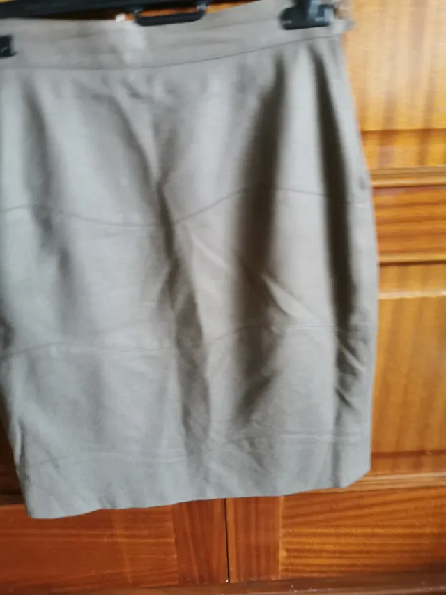 Falda tubo Bandas Rojas gris mujer