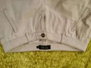 Pantalón de tela beige Formula Joven talla 40