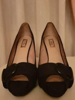 Zapatos tacón Zara negros