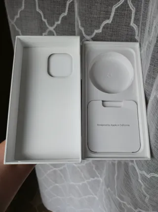 Scatola Apple iPhone 15 Pro Max