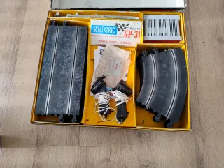 Scalextric GP-51 (Leer Bien)
