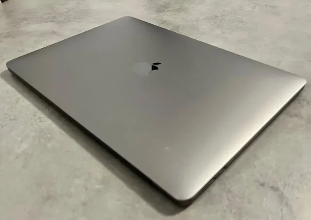 MacBook Pro 2018 i5 16gb Ram Uso  Pantalla Externa