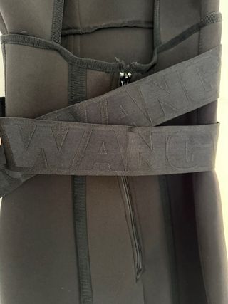 Alexander Wang & H&M  Vestido negro con detalles