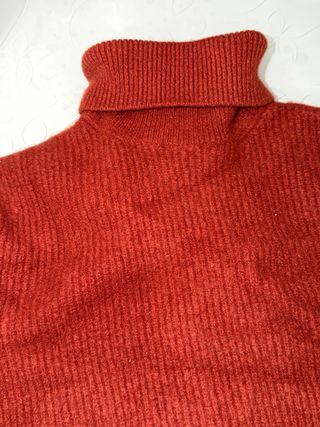 Maglione Gutteridge collo alto rosso