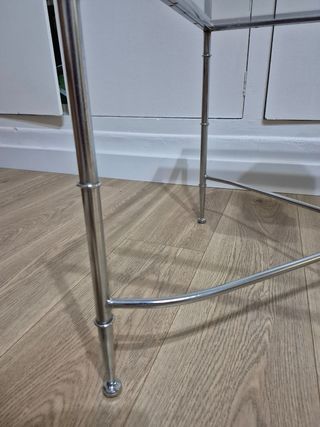 Mesa Zara cristal patas metal