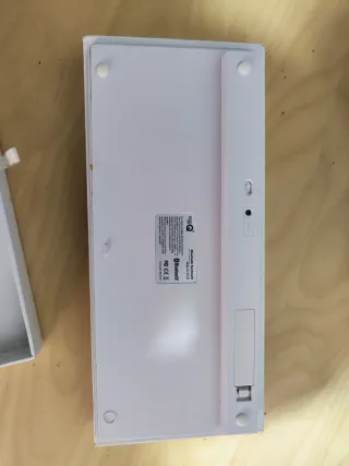 Teclado Inalámbrico Bluetooth Blanco