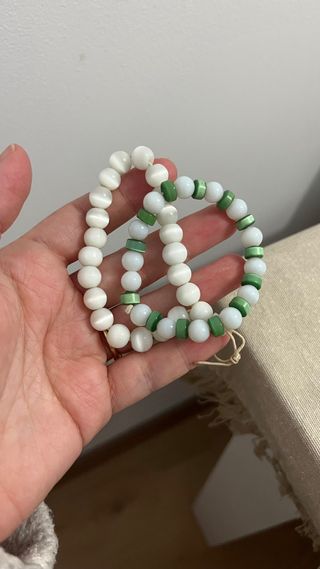 Pulseras abalorios blancas y verdes