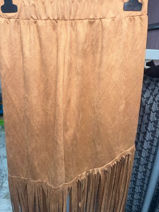 Falda de flecos marrón