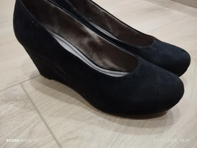 Zapatos de cuña negros talla 39