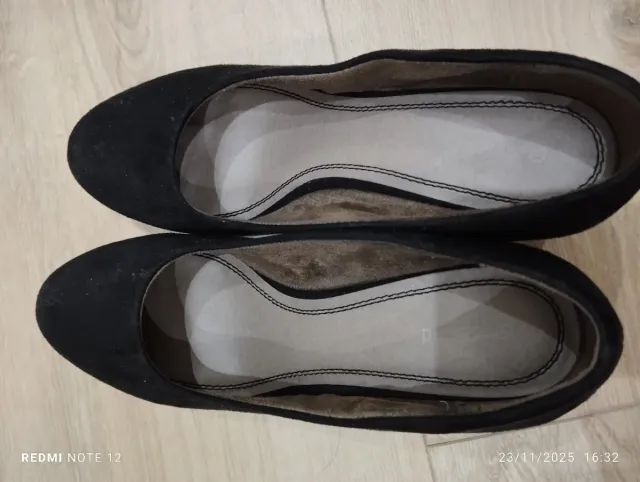 Zapatos de cuña negros talla 39