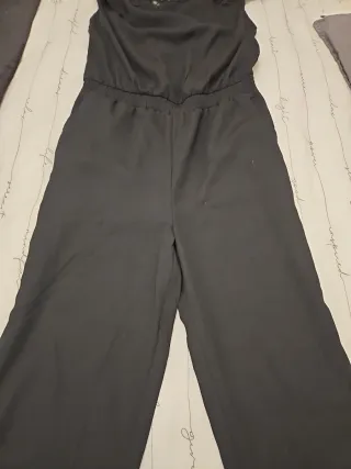 Mono negro encaje manga larga