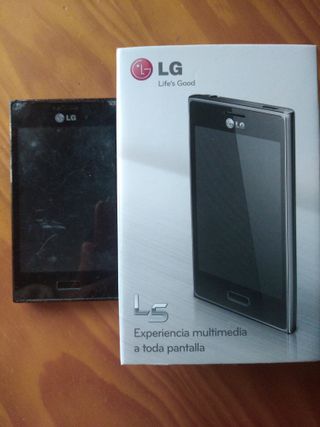 Teléfono LG E610 Negro