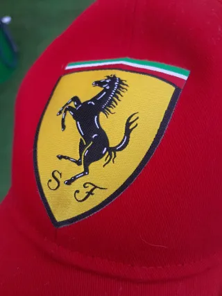 Gorra Ferrari Roja Scuderia SF