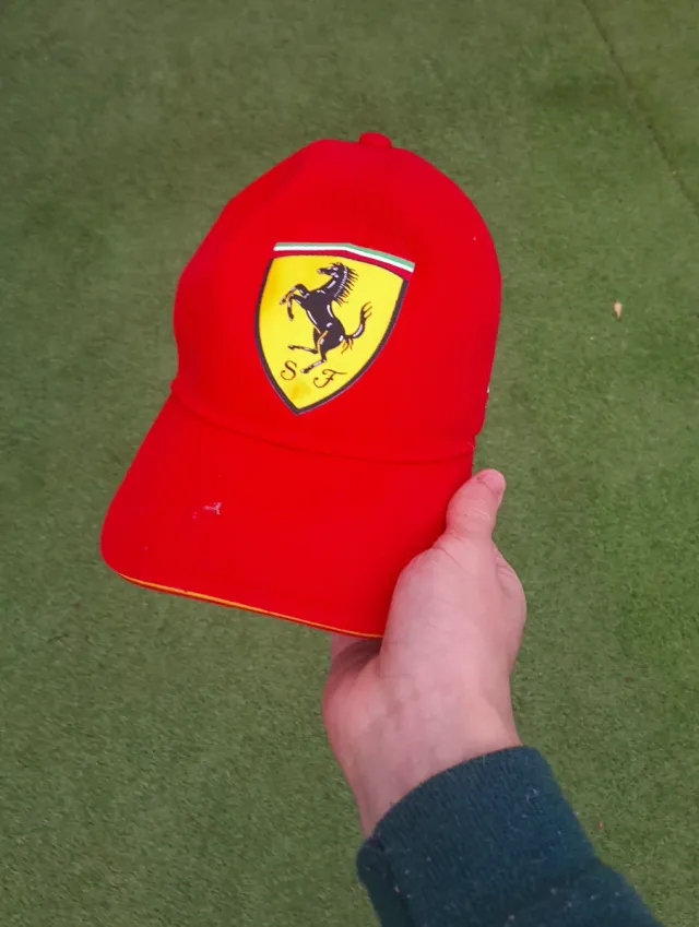 Gorra Ferrari Roja Scuderia SF