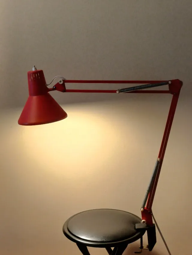 Lámpara flexo vintage retro metal y plástico