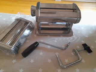 Macchina per fare pasta fresca