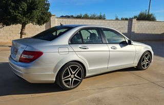 Mercedes-Benz Clase C 2012
