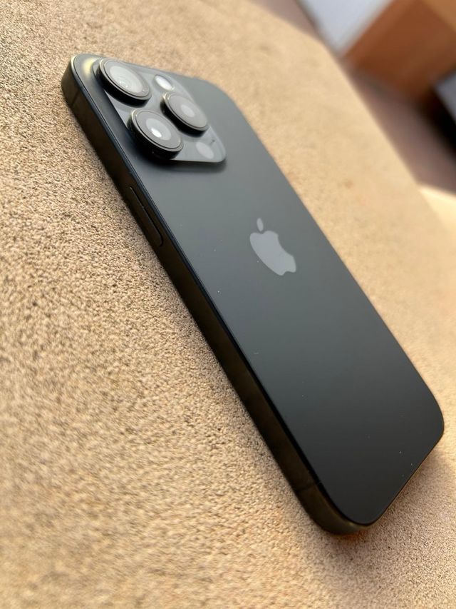 iPhone 15 Pro 128GB Negro