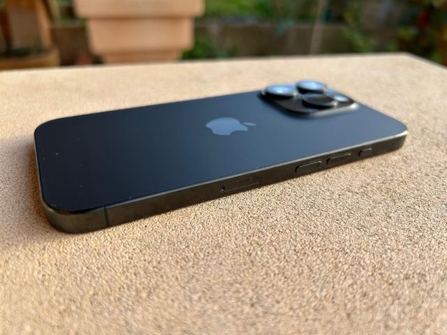 iPhone 15 Pro 128GB Negro