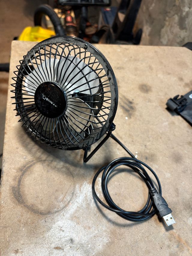 Ventilador USB Negro 10cm parqa camper