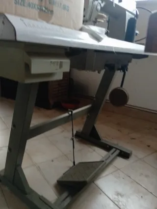 Máquina de coser industrial Singer 791