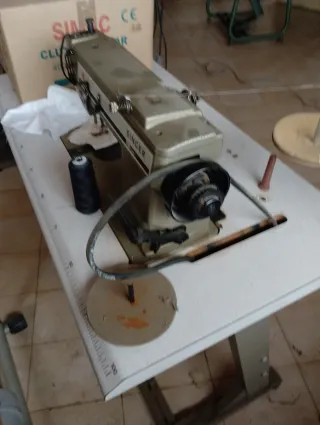 Máquina de coser industrial Singer 791