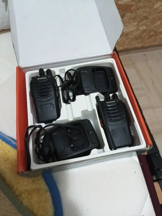 2 Radios Baofeng Walkie Talkie Cargador