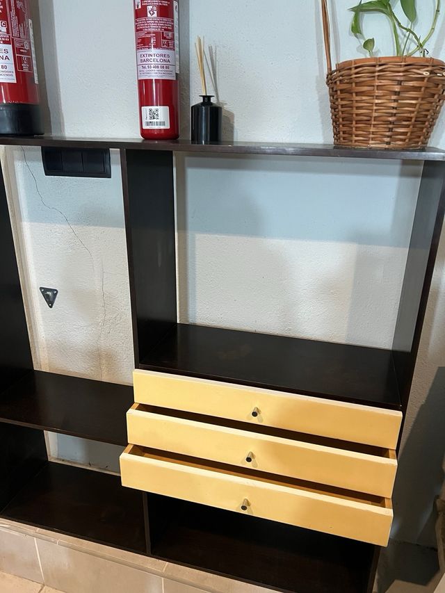 Estantería modular marrón con 3 cajones