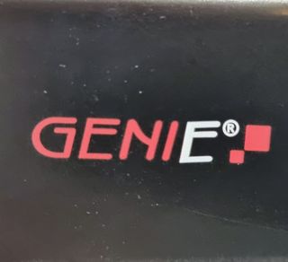 Detector Billetes Falsos Genie MD-1784 UV