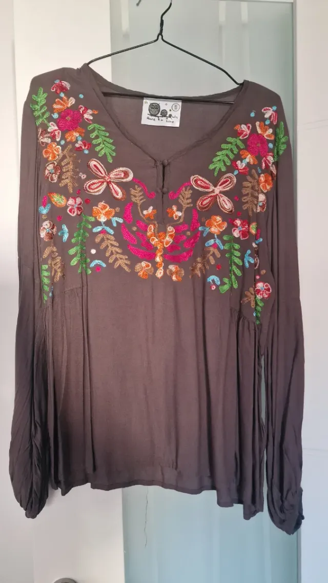 Camisa M/38/10 bordada