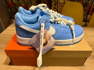 Nike Air Force 1 Azul y Blanco