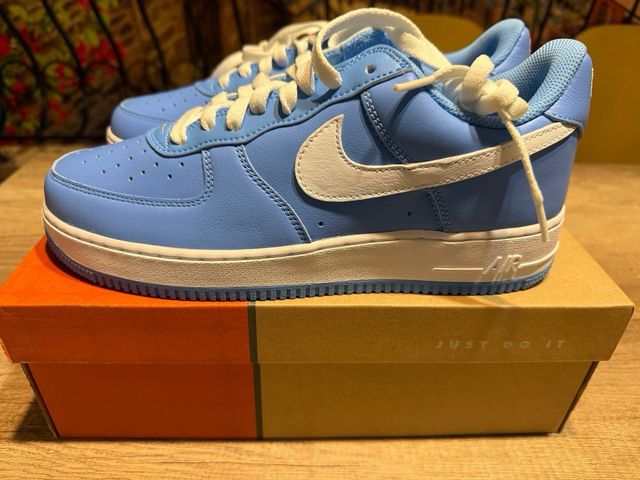 Nike Air Force 1 Azul y Blanco