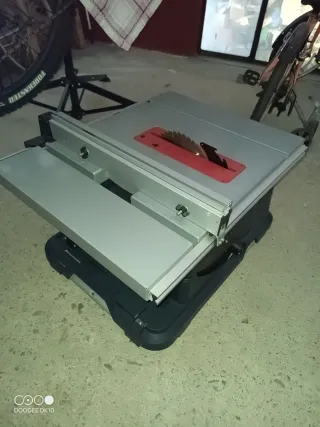 Mesa de corte marca Bosch