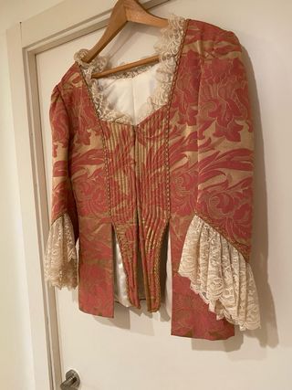 Vestido Valenciana Brocado Rosa y Dorado